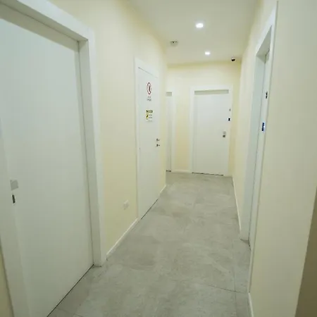 Gasthuis Via Cino 3*