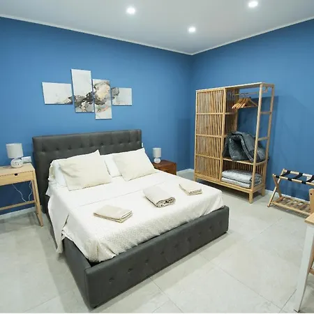 Via Cino Guest house *